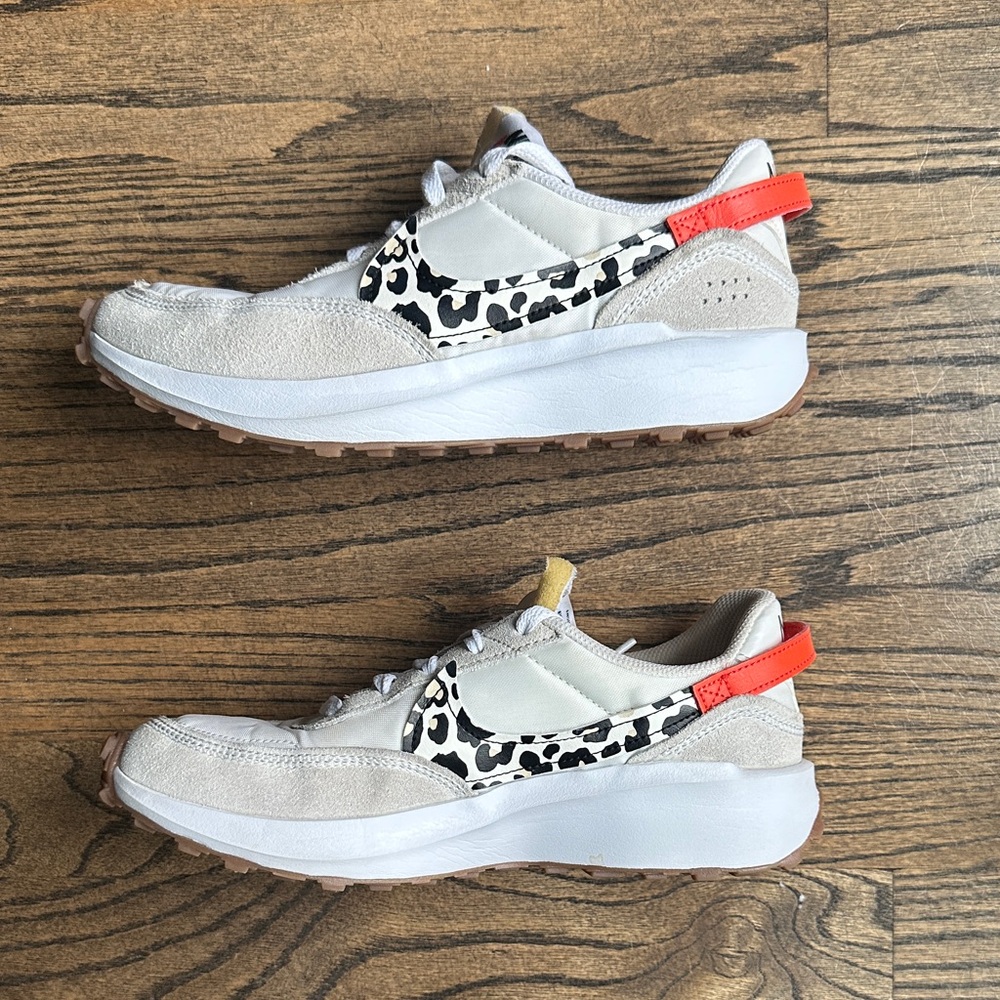 Nike Waffle Debut